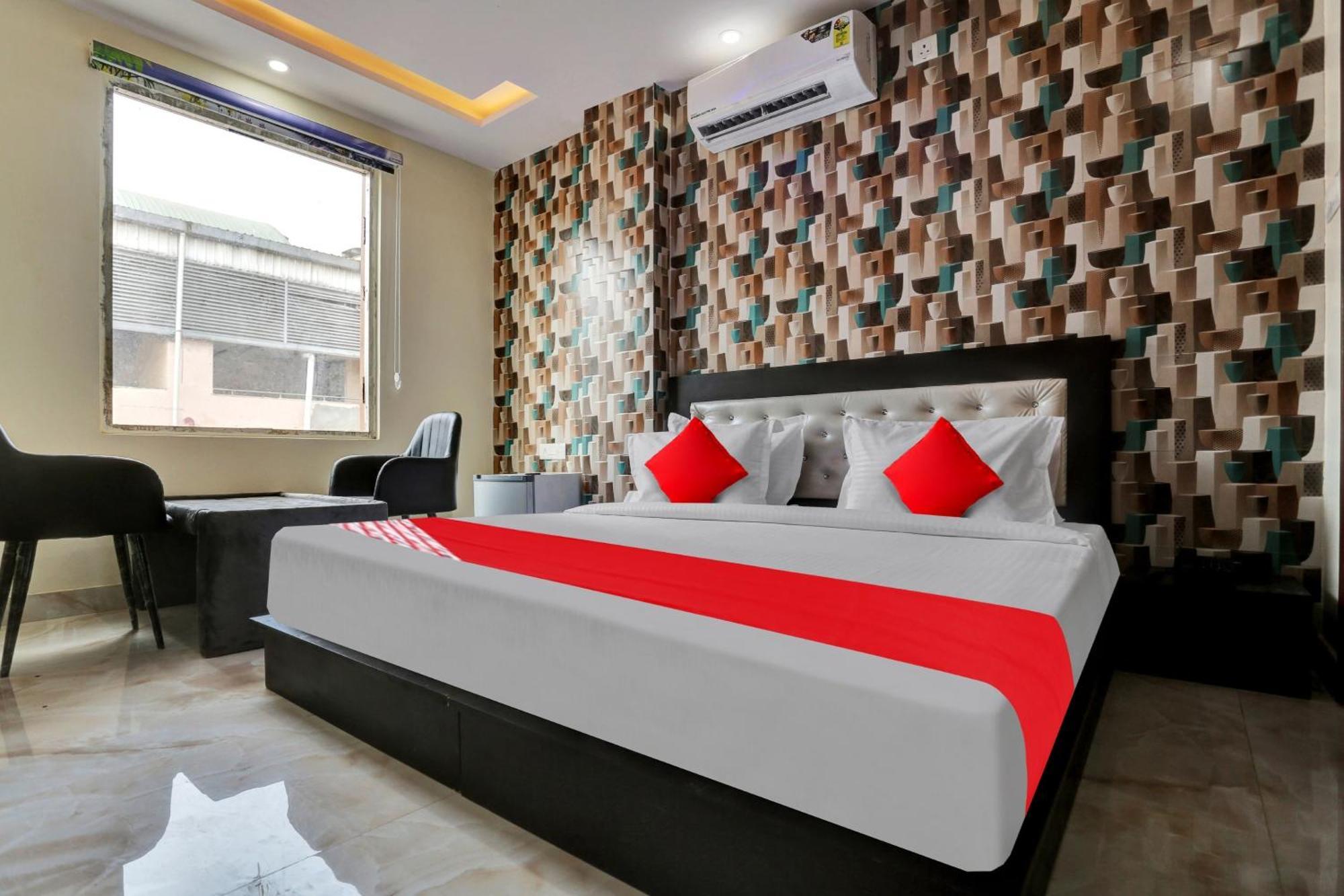 Hotel O Metro Height'S Near Nangloi Railway Metro Station Delhi  Exterior photo