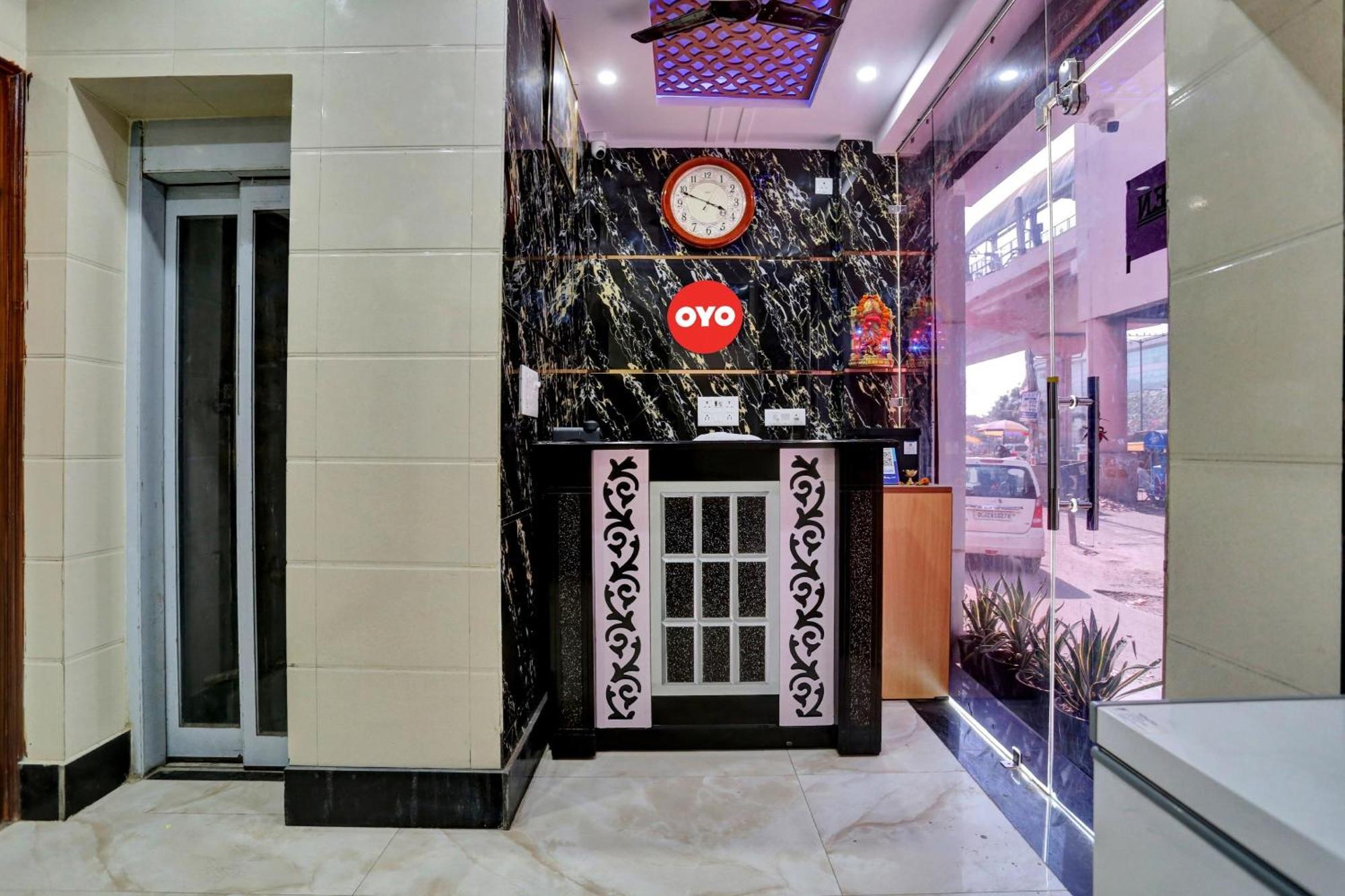 Hotel O Metro Height'S Near Nangloi Railway Metro Station Delhi  Exterior photo