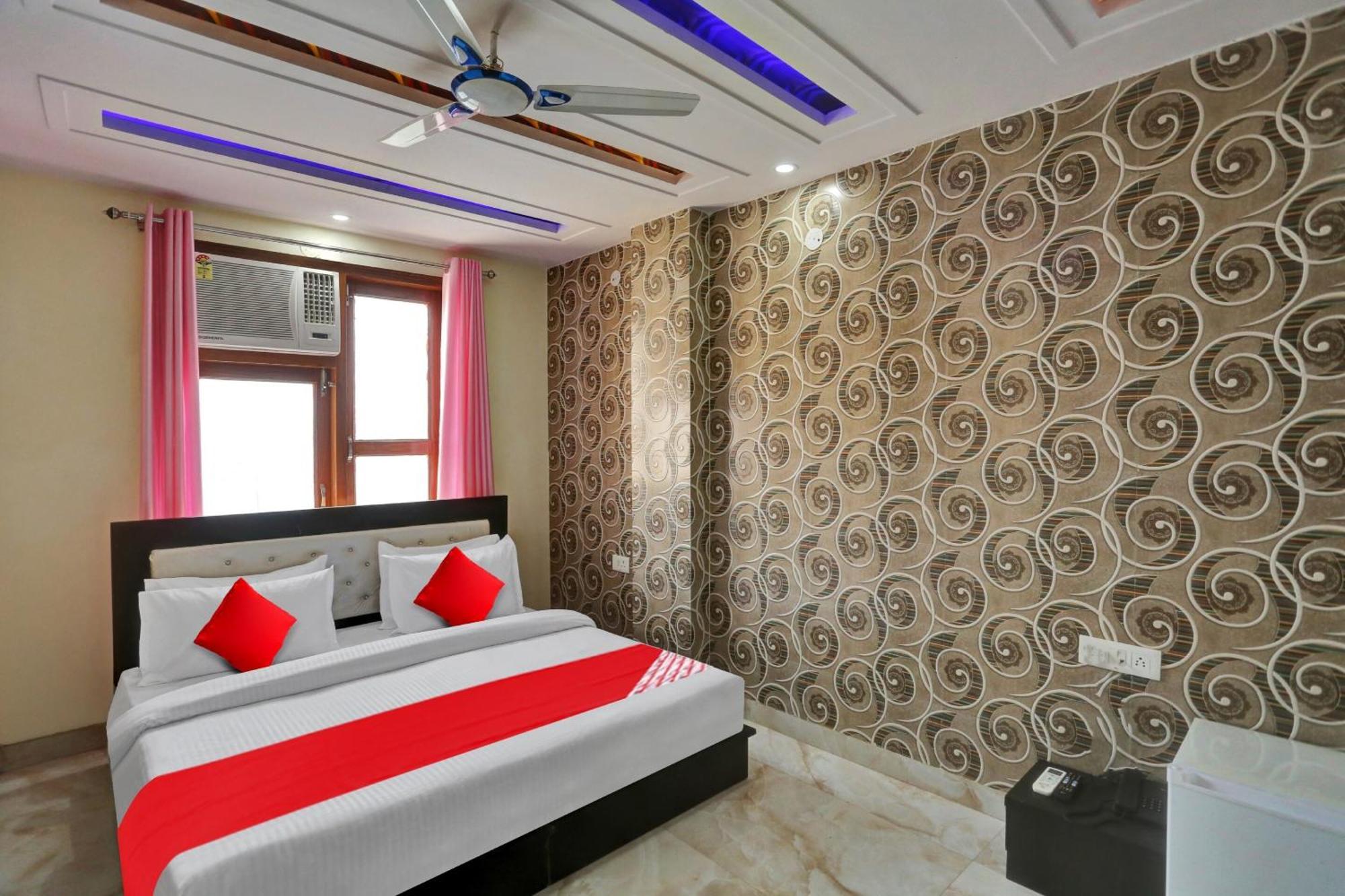 Hotel O Metro Height'S Near Nangloi Railway Metro Station Delhi  Exterior photo