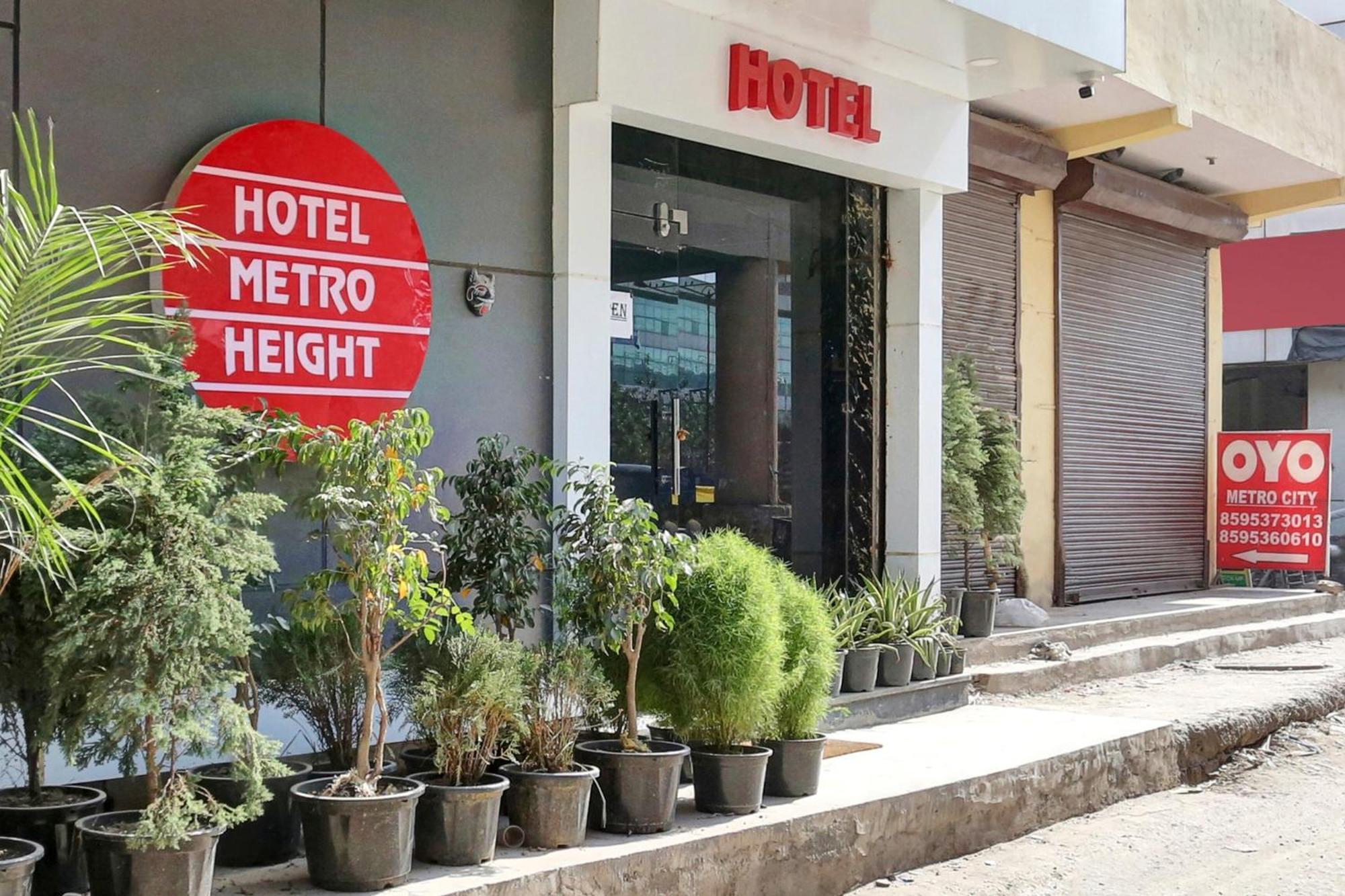 Hotel O Metro Height'S Near Nangloi Railway Metro Station Delhi  Exterior photo